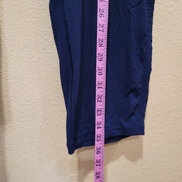 Lululemon pants - Picture 11 of 11